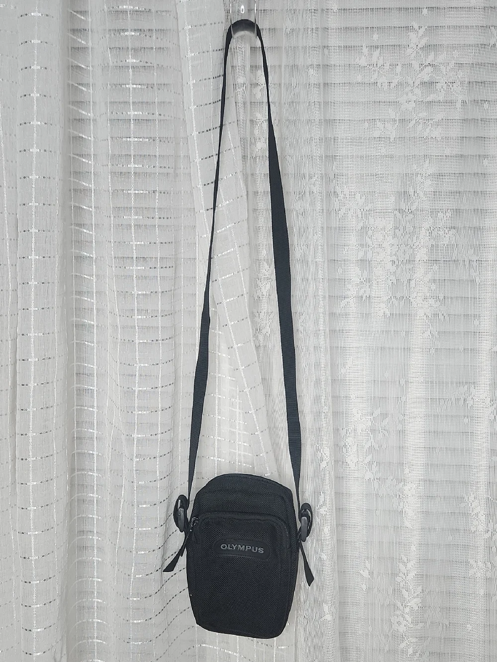 Olympus camera Crossbody bag W zippered front pocket & Adjustable Strap